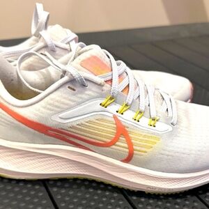 Women's Nike Air Zoom Pegasus 39